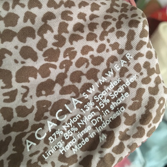 ACACIA High neck bikini top pink - Picture 4 of 4